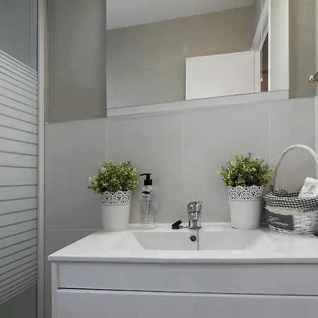 Apartman Sara *